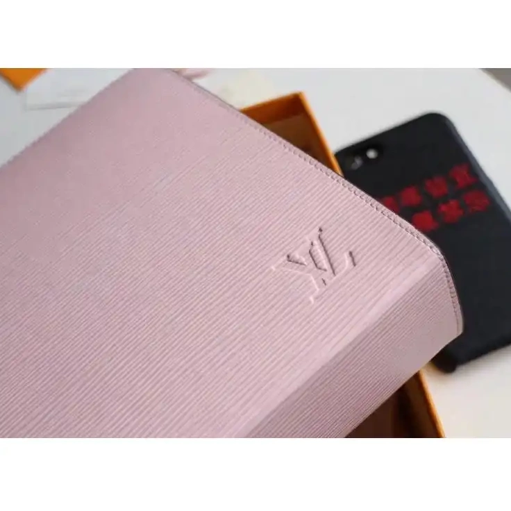 LV 19T1L0082 Bags 0730